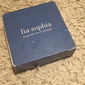 Lia Sophia Jewelry - NWT - Lia Sophia twist hoop earrings Lia Sophia Jewelry - NWT - Lia Sophia twist hoop earrings